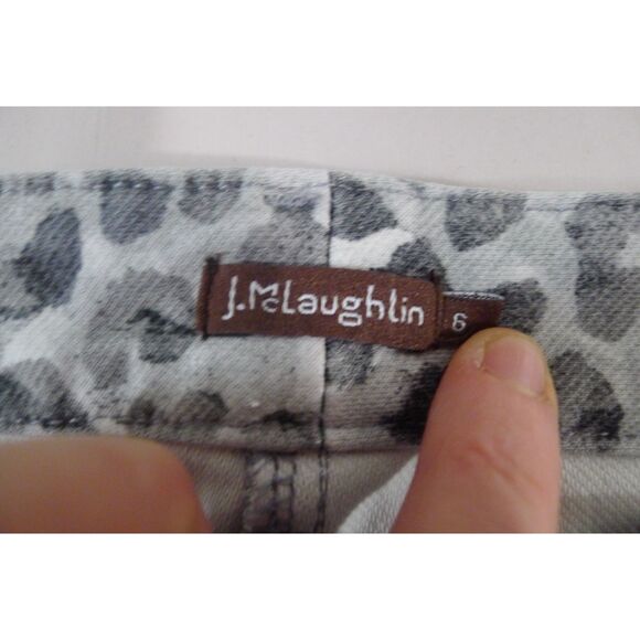 J. Mclaughlin Lexi Jeans - Petit Watercolor Cheetah 6 - Picture 13 of 15